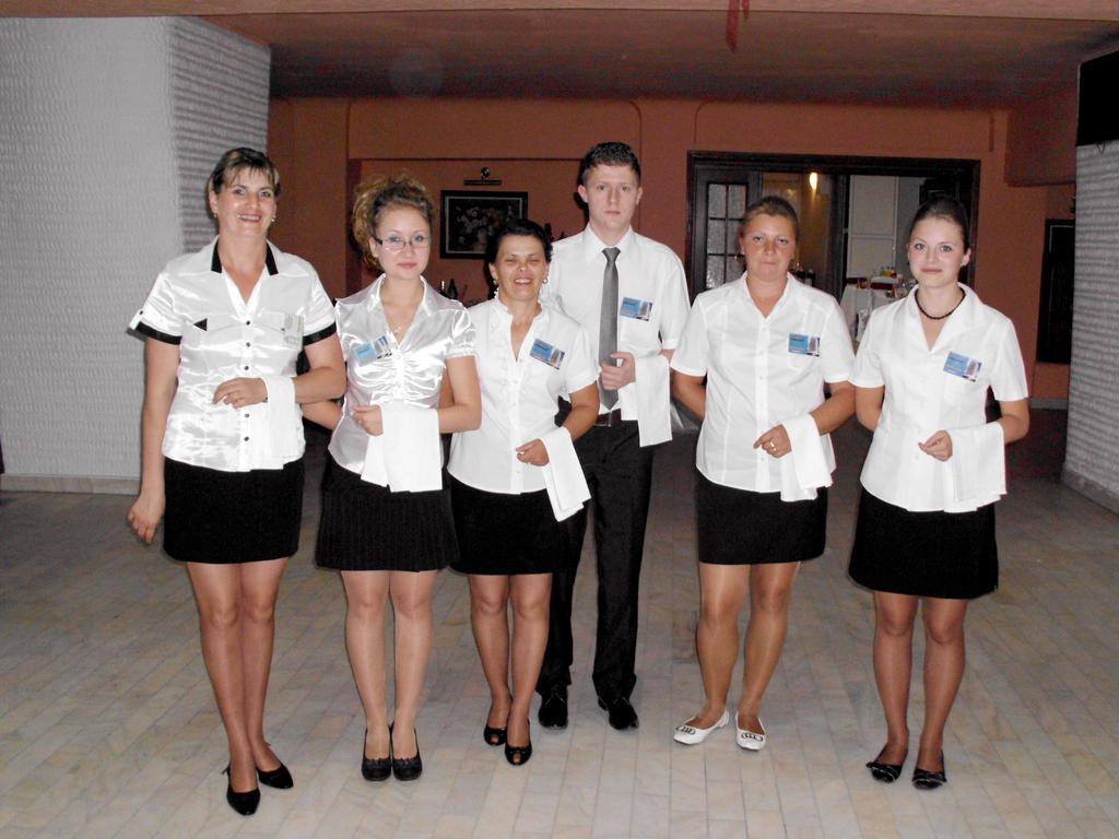 Hotel Zimbru คัมพูลุง โมลโดเวเนสค์ ภายนอก รูปภาพ