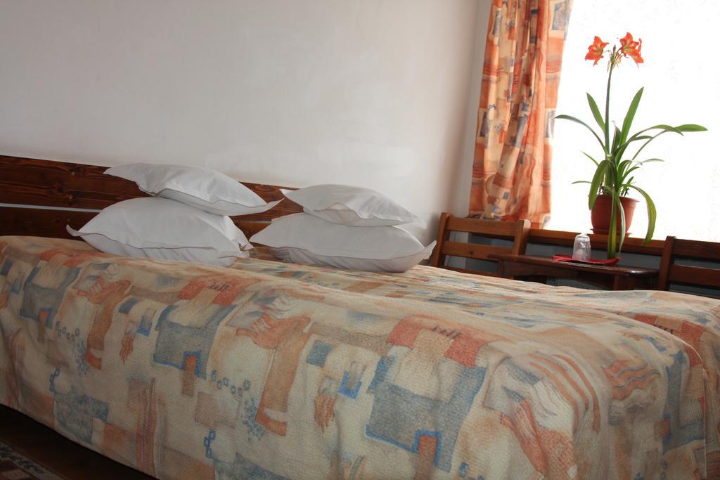 Hotel Zimbru คัมพูลุง โมลโดเวเนสค์ ห้อง รูปภาพ